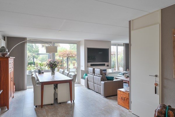 Medium property photo - Marie van Regteren Altenastraat 23, 3207 KB Spijkenisse